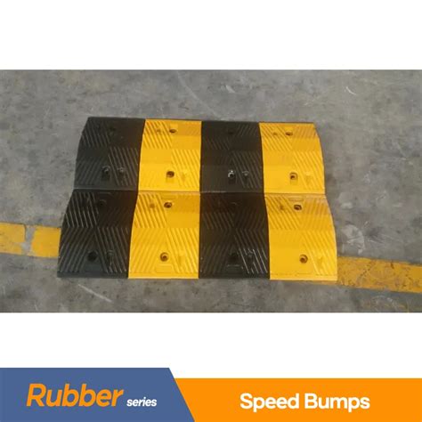 Weatherproof Reflective Visual Rubber Speed Hump Rubber Road Speed