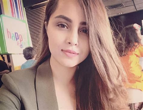 Mahnoor Safdar Biography Wiki Age Date Of Birth Husband Education