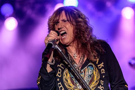 Whitesnake Rocks Crowd At Talking Stick Resort Beneath A Desert Sky