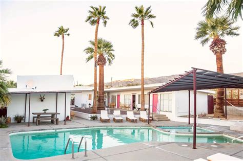 9 Enviable Hot Springs Resorts in California