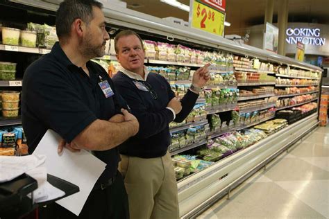 Lincoln Heights H-E-B is expanding to add a True Texas BBQ