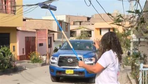 Comas Vecinos Atemorizados Por Cables Descolgados Que Pueden Causar