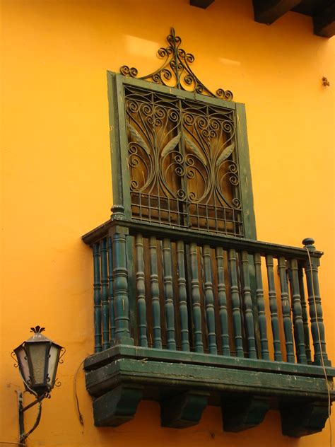 Cartagena Colombia Farol Y Ventana Iv N Erre Jota Flickr