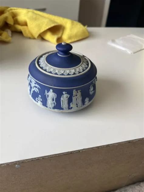 ANTIQUE WEDGWOOD DARK Blue Jasperware Sugar Bowl Lid England C 19th