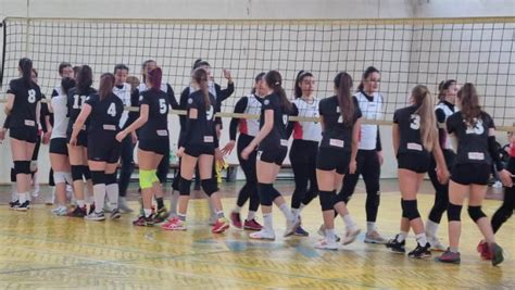 Volei Feminin Junioarele De La Cs Csm T Rgovi Te S Au Oprit N Faza