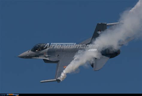 General Dynamics F 16 Falcon Large Preview AirTeamImages