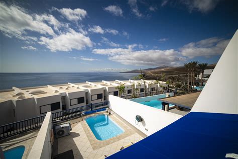 Lanzarote Beach Villas with Sea Views - Lanzarote Villa Choice