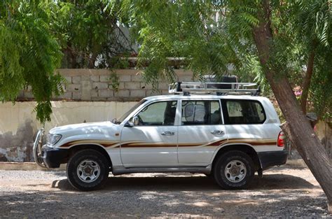 Toyota Land Cruiser GX à Djibouti