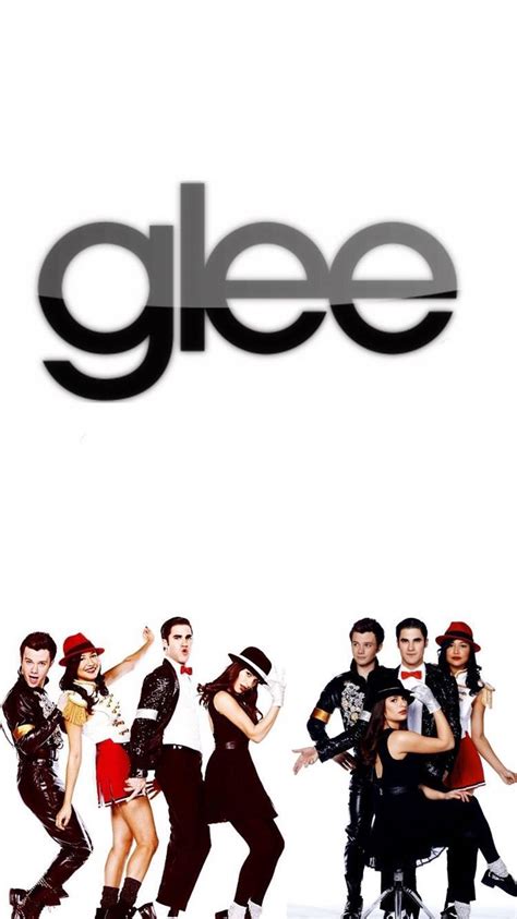 Download Glee Cast Members Fashion Night Out Wallpaper