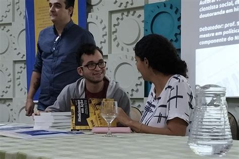 Essentia Editora promove debate sobre o livro Abolicionismo em Ação