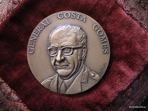 Medalha Do General Costa Gomes De José Berardo Antiguidades e