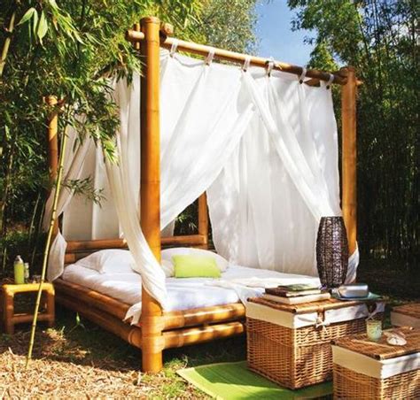 25 DIY Outdoor Bed Ideas, Summer Decorating with Spa Beds, Canopies and ...