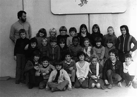 Photo De Classe Cm1 19801981 De 1981 Ecole Francis Carco Copains D