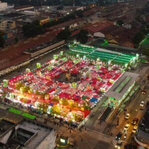 Los Bazares Navide Os Llegar N A Cuatro Lugares De La Ciudad De