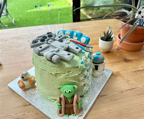 star wars birthday cake 9