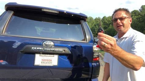 how to open 4runner trunk from inside