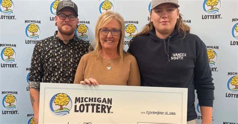 Who Is Joni Thompson Michigan Woman Wins M Powerball Prize On Her