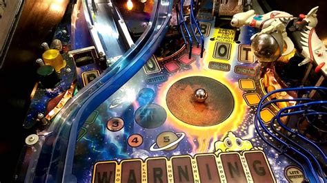 Lost In Space Pinball Machine Multiball Youtube