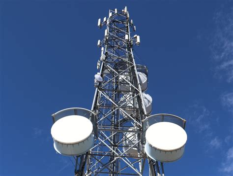 everest acquires top sites   california tower portfolio