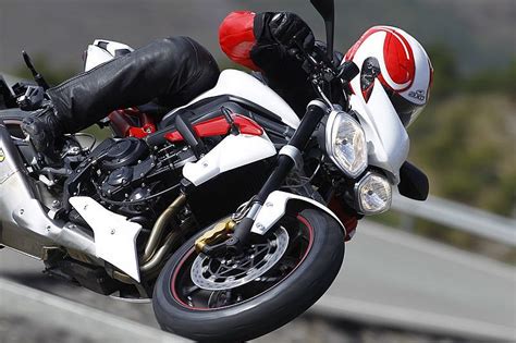 Presentación Triumph Street Triple R 2013 referencia naked