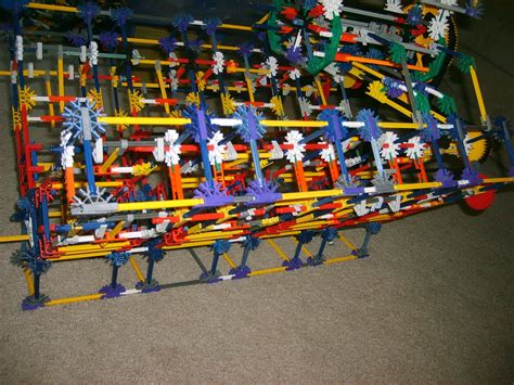 Knex V8 Instructables