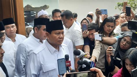 Prabowo Tak Bertemu Ganjar Saat Melayat Ke Rumah Duka Desmond Mahesa