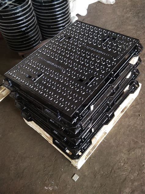 En Standard Rectangle Sewer Ductile Iron Manhole Frame And Cover