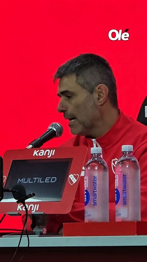 Vaccari en conferencia, tras el empate sin goles entre Independiente y
