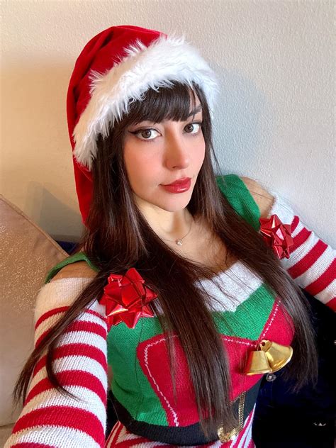 Fabibi World Cosplay - ️ A qué personaje te recuerdo? ️ #Navidad2024 #