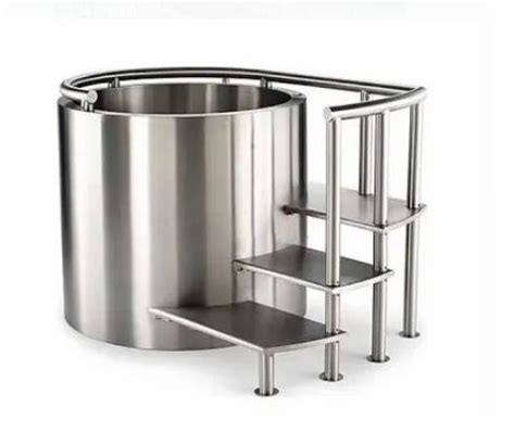 Stainless Steel Hot Tub at Rs 600 | Andheri East, Mumbai Suburban ...