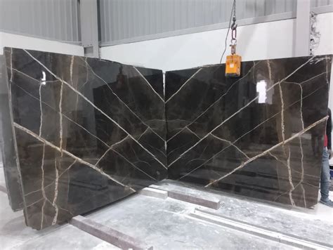 Metal Rust Marble Form Slab Thickness 18 Mm At Rs 450 Sq Ft In