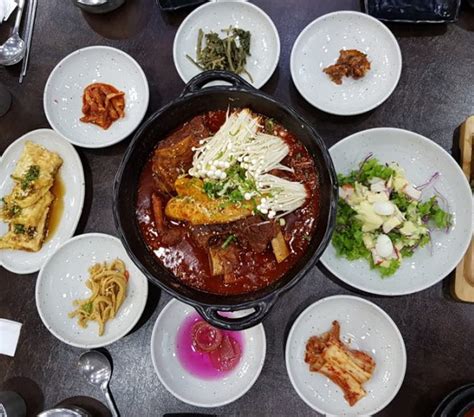 생생정보통 맛집오늘 보문뜰 한우물회 매콤소갈비찜 떡갈비 경북 경주시 보문동 2tv 저녁 생생정보 경주 갈비찜 맛집