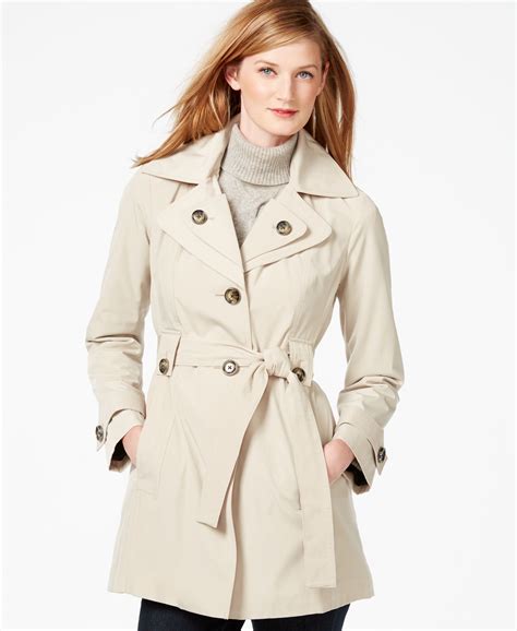 London fog Layered-collar Belted Trench Coat in Natural | Lyst