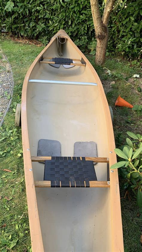 Fiberglass Canoes A Buyers Guide Rapids Riders Sports