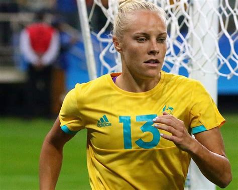 10 Best Australian Female Football (Soccer) Players - Discover Walks Blog