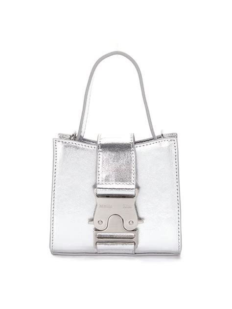 MUSINSA公式 MATIN KIM SQUARE MINI LEATHER BUCKLE BAG SILVER