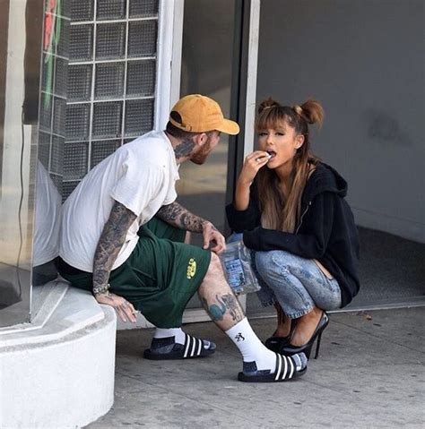 New Photo Ariana And Mac Miller Out And About Yesterday In Los