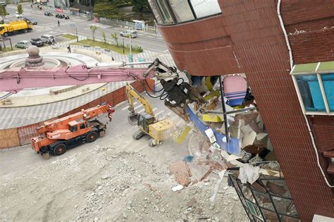 Erdbeben In Taiwan Opferzahl Steigt Auf 13 Sechs Menschen Vermisst GMX