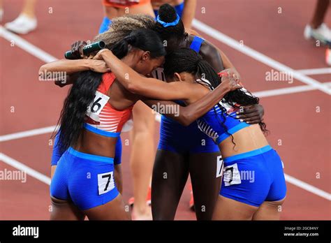 Tokyo Japan 7th Aug 2021 Allyson Felix Usa Celebrates Her 11th Olympic Medal As Team