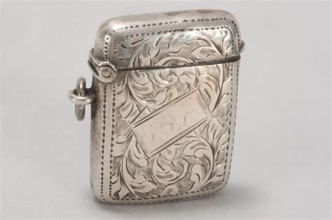 Victorian Sterling Silver Vesta Case With Fern Engravings Smoking