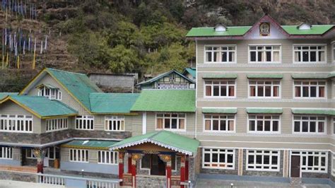 9 Best Hotels in Lachen and Lachung for Pure Himalayan Bliss