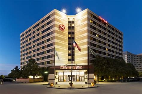 Sheraton Suites Chicago O'Hare Parking: Pictures & Reviews - Tripadvisor