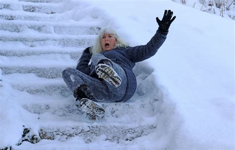 Steps To Follow After Slip And Fall In Oakville Winter