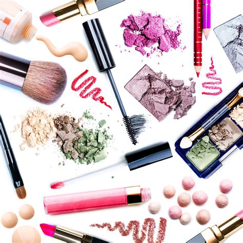 Cosmetics And Their Shelf Life A 101 Guide To Your Makeup