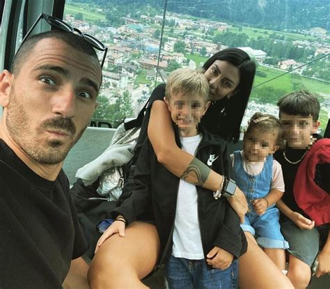 Chi è Martina Maccari La Moglie Di Leonardo Bonucci E Madre Dei Suoi