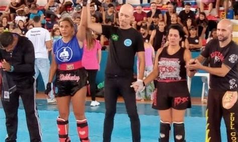 Esportista Do Bolsa Atleta Conquista Medalhas De Ouro No Kickboxing