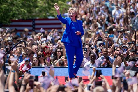 Hillary Clinton In The New Look Of The Pantsuit Vogue