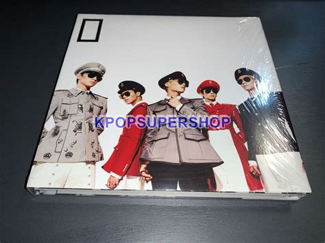 Shinee Everybody Album Cover