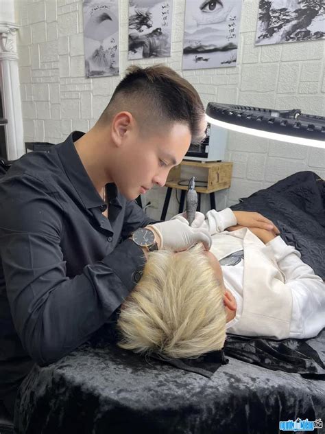 Hot boy Nguyễn Hữu Cơ Henry Nguyễn