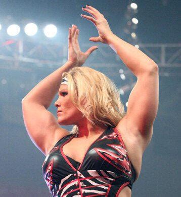 Mickie James Vs Beth Phoenix Divas Championship Match WWE